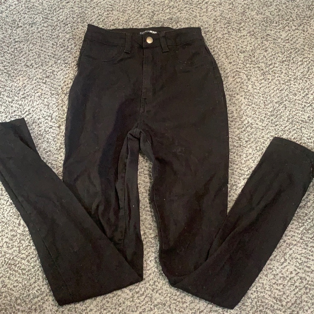 Fashion Nova Skinny Jeans